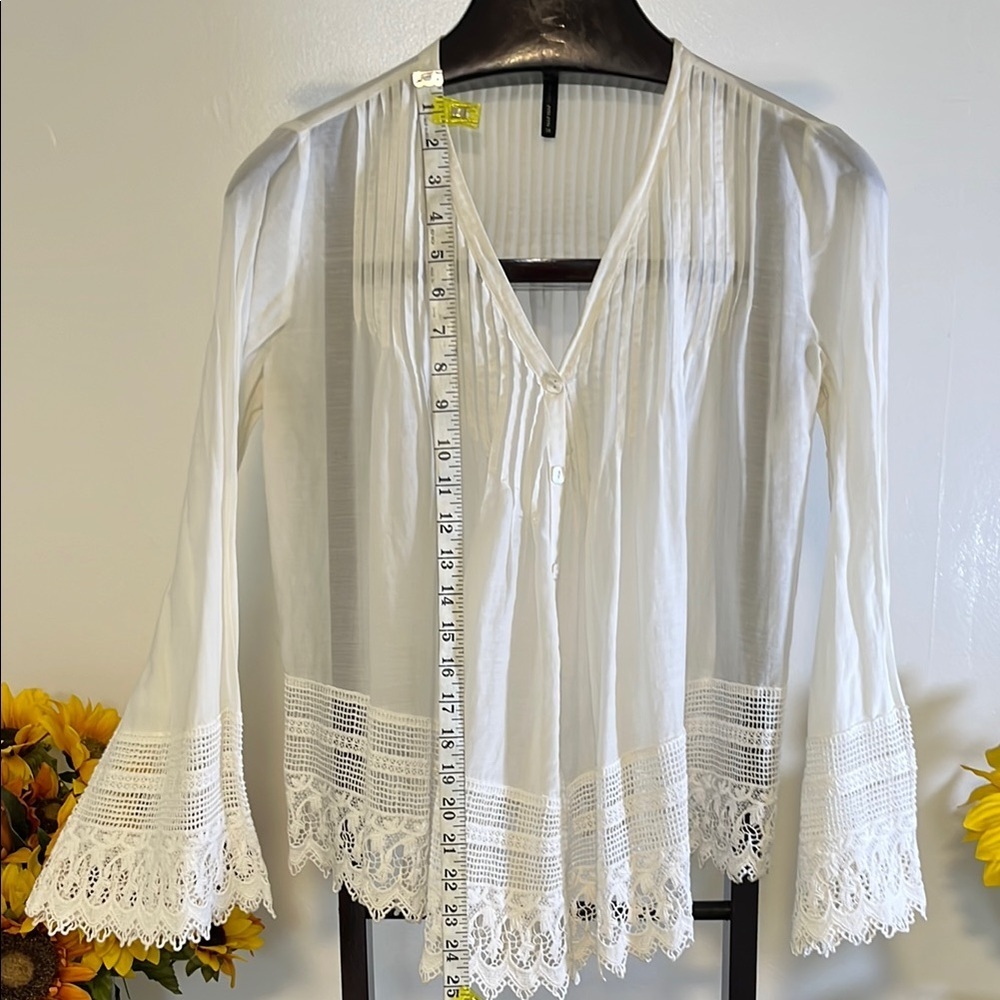 🕊️ Naf Naf White Boho Lace Trim Blouse – Size 38 (US M/L) - Picture 8 of 9